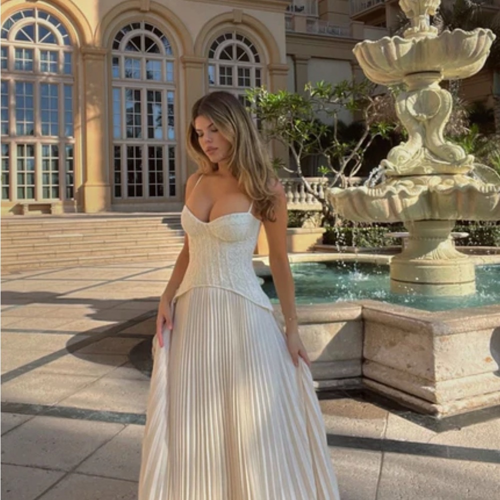 Daniella Lace Corset Pleated Maxi Dress